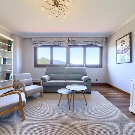 By Next Stop Bilbao *