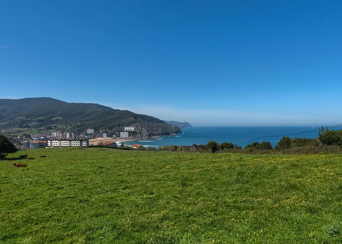 By Next Stop Bilbao *