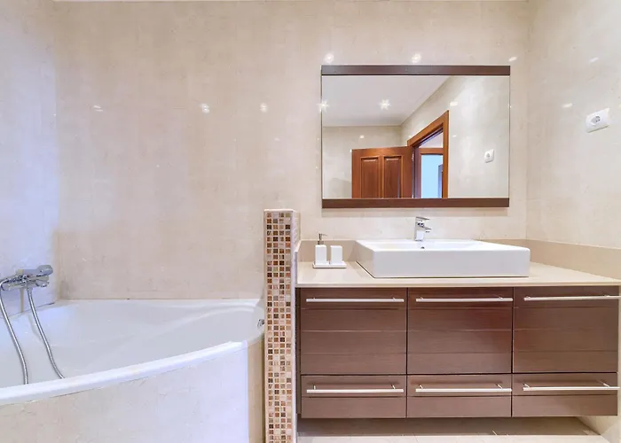 By Next Stop Bilbao *