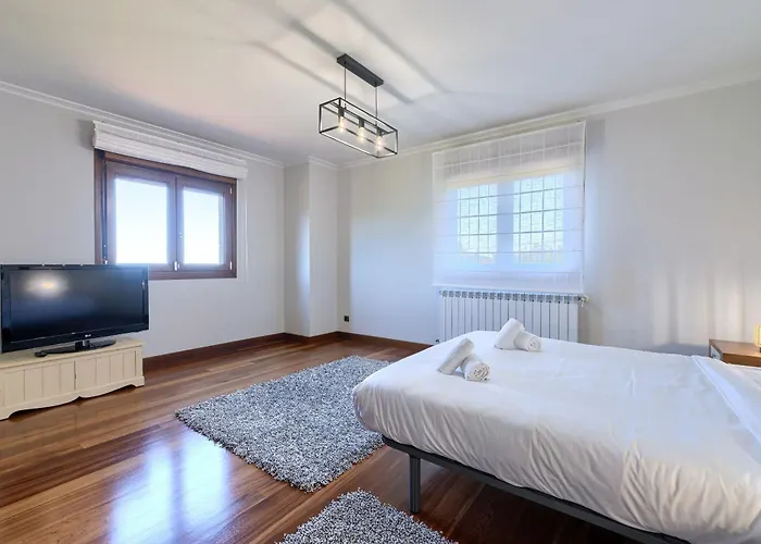 By Next Stop Bilbao *